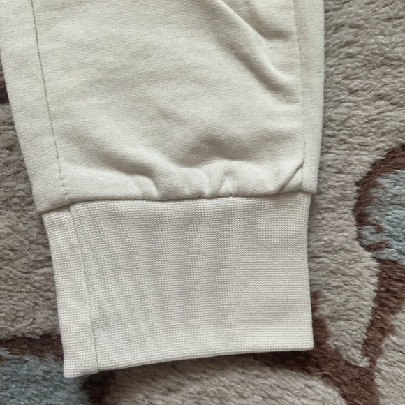 L. C Waikiki Kids Joggers  Size 3/4 Off White NWOT - Picture 4 of 7